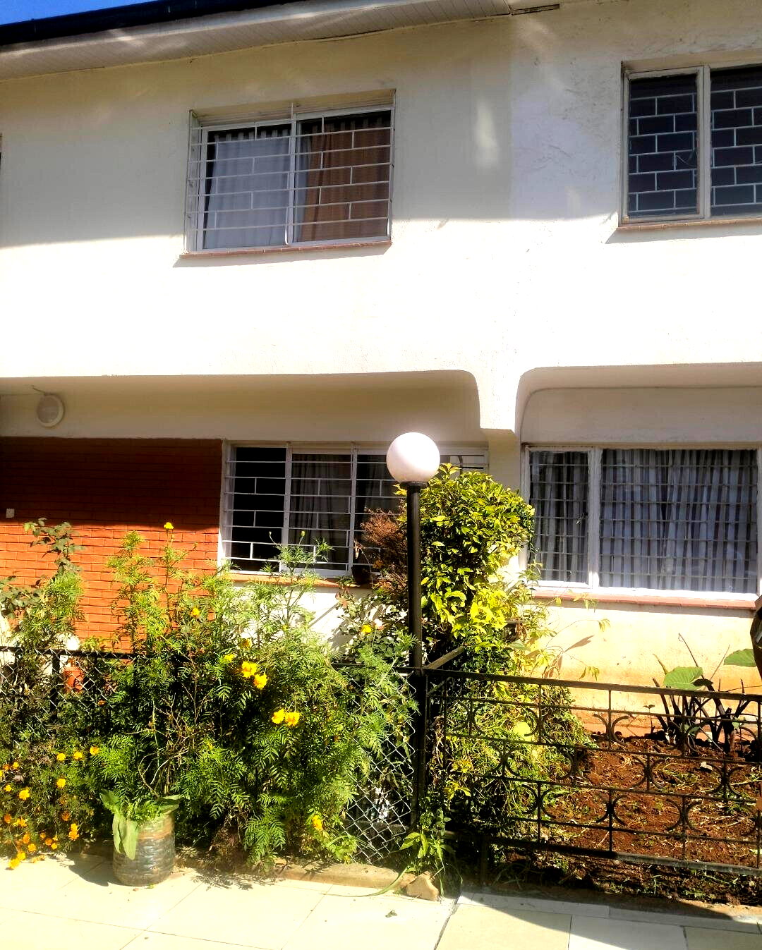 Renovated 4BR Maisonette in Gated Compound - Parklands