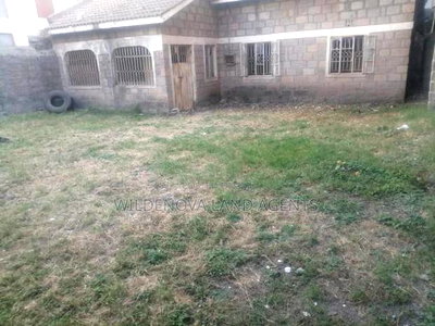 Plot on Sale at Umoja Nairobi - Image 1