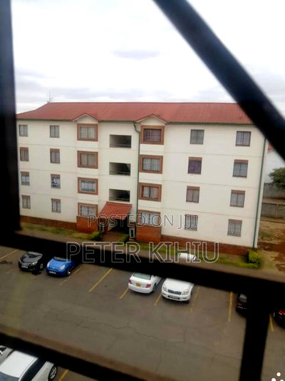 3bdrm Apartment in Nyayo Embakasi Gate for sale - Image 1