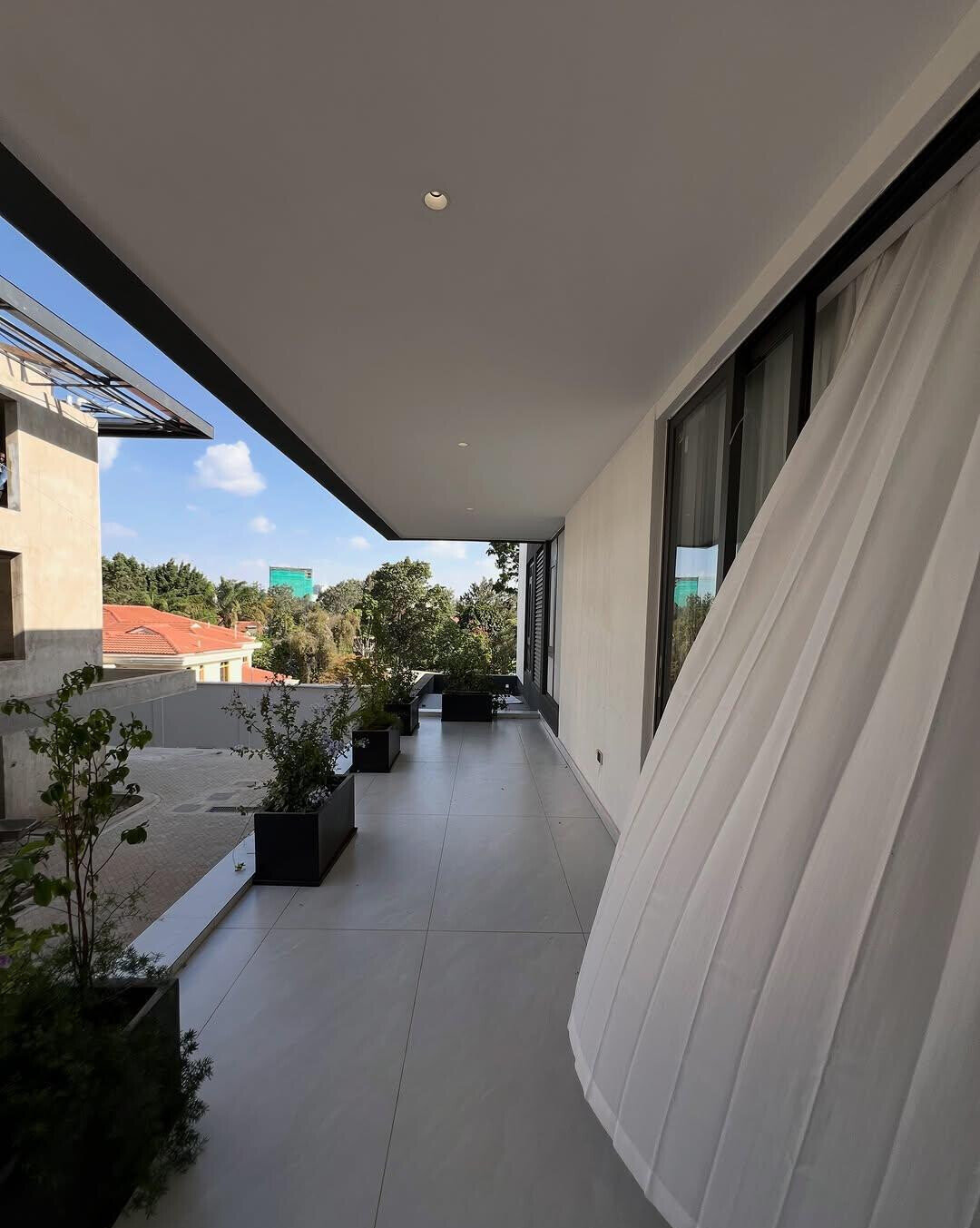 KSh 160M 5BR Townhouse with Parking
