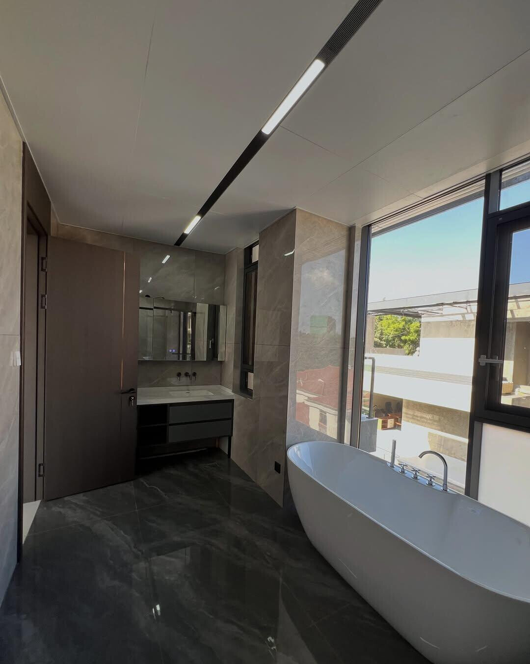 KSh 160M 5BR Townhouse with Parking