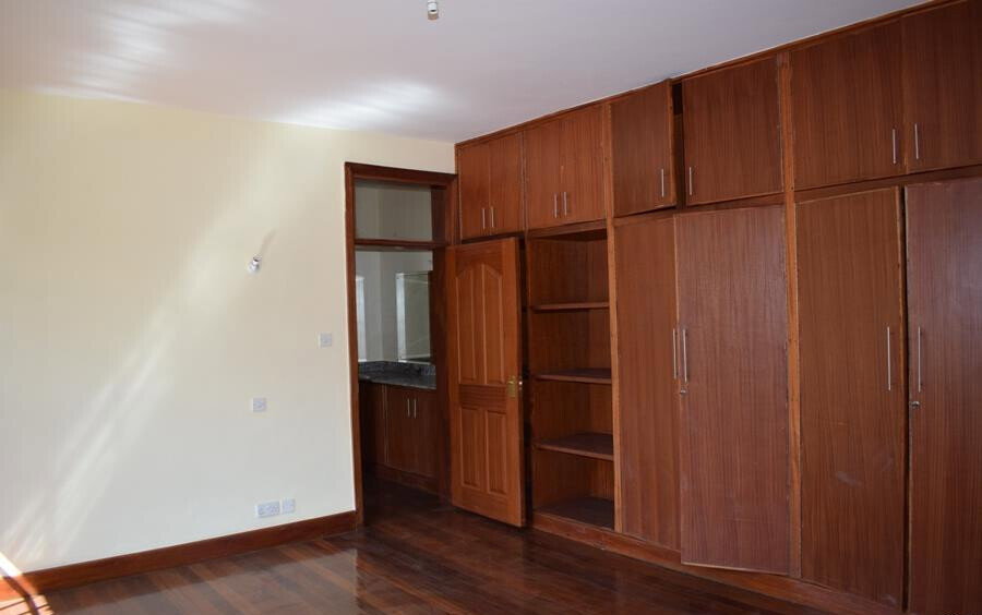 50x100 Plot 4BR Haven for KSh 500K