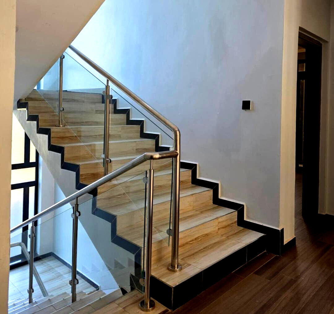 5BR All-Ensuite Townhouse with Rooftop Terrace - Mugutha, Ruiru