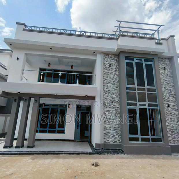 5bdrm Maisonette in Ruiru Mugutha Behind for sale