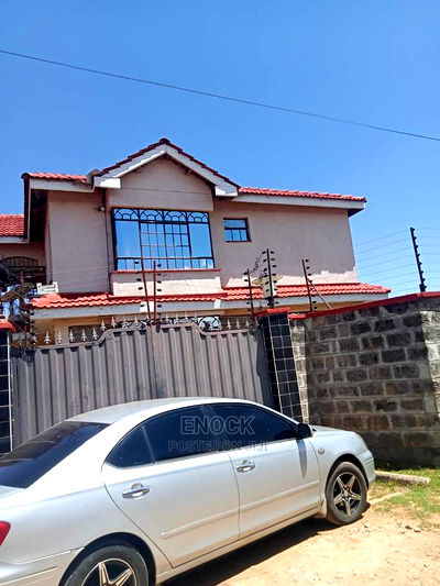 3bdrm Mansion in Racecourse Estate for Sale - Image 1