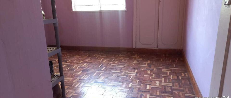 2BR Semi-Detached Townhouse with Parquet Floors & Backyard - Kileleshwa