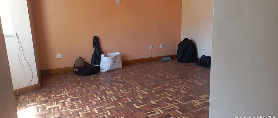 2BR Semi-Detached Townhouse with Parquet Floors & Backyard - Kileleshwa