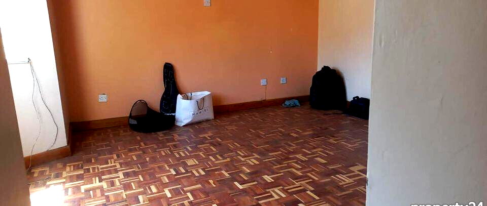 2BR Semi-Detached Townhouse with Parquet Floors & Backyard - Kileleshwa