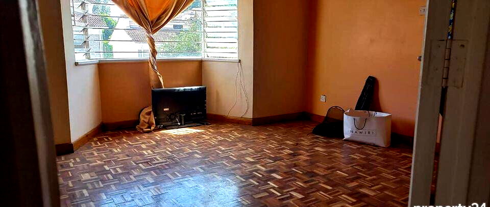 2BR Semi-Detached Townhouse with Parquet Floors & Backyard - Kileleshwa