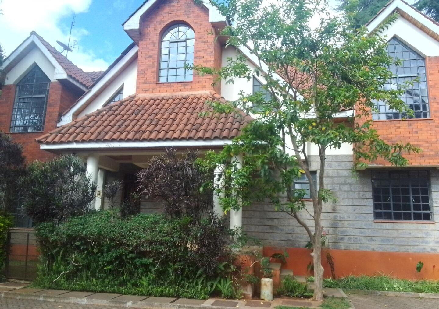 4-Ensuite Townhouse with Staff Quarters & Private Garden - Lavington