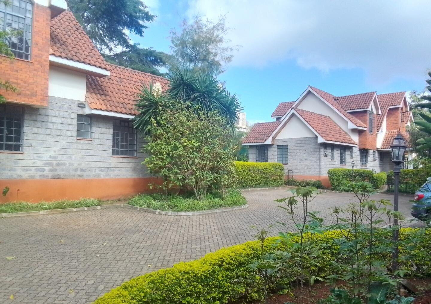 4-Ensuite Townhouse with Staff Quarters & Private Garden - Lavington