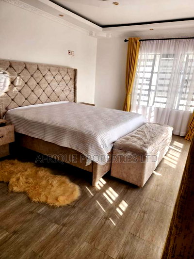 4bdrm Mansion in Mangu for sale - Image 8