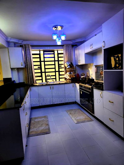 4bdrm Mansion in Mangu for sale - Image 6