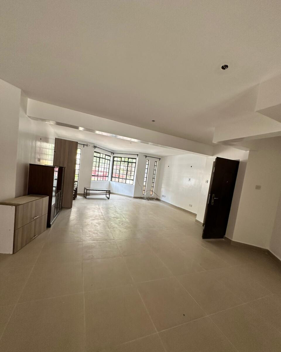 4BR All-Ensuite + DSQ with Greenery & Parking - Kilimani