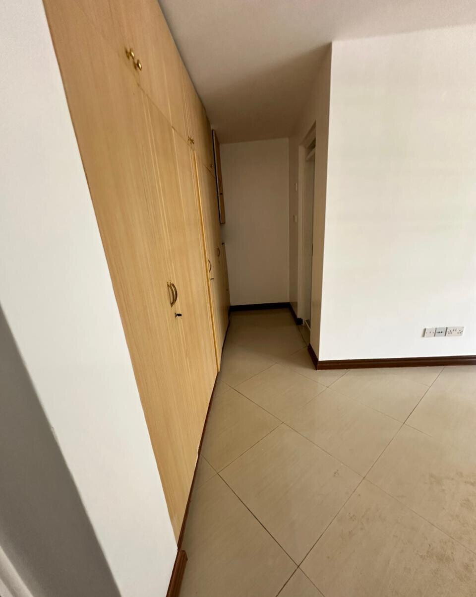 4BR All-Ensuite + DSQ with Greenery & Parking - Kilimani