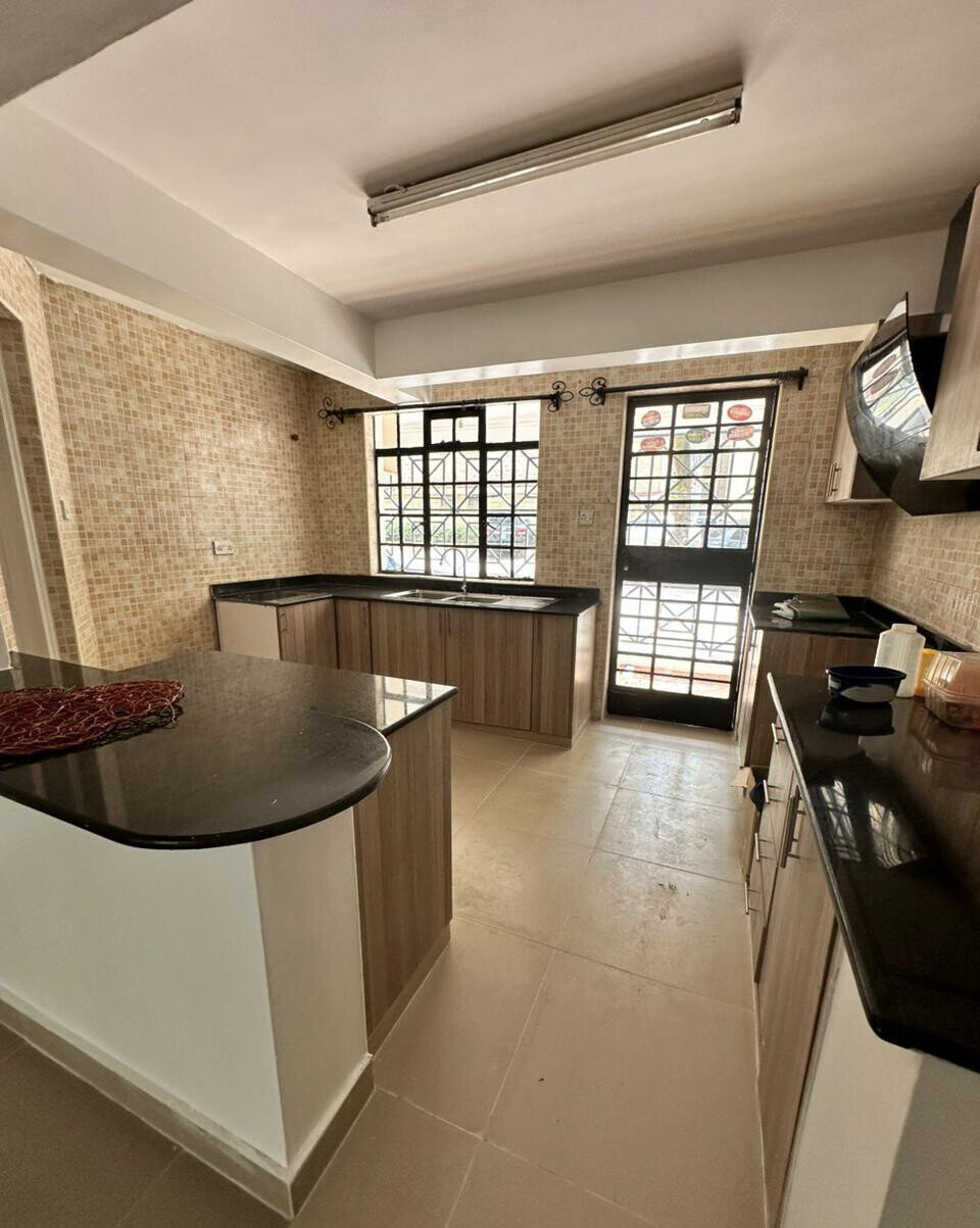 4BR All-Ensuite + DSQ with Greenery & Parking - Kilimani