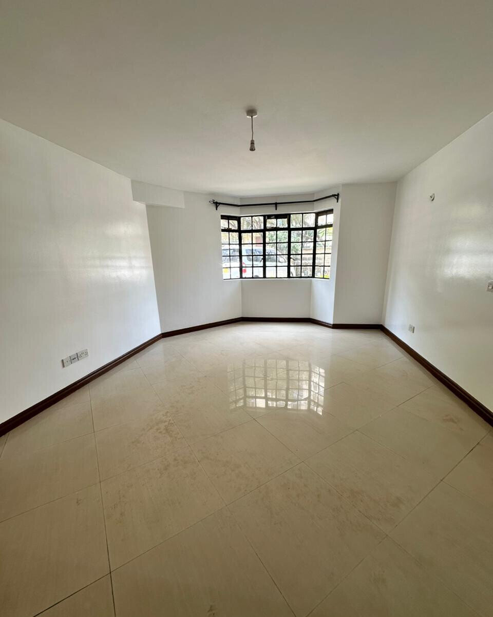 4BR All-Ensuite + DSQ with Greenery & Parking - Kilimani