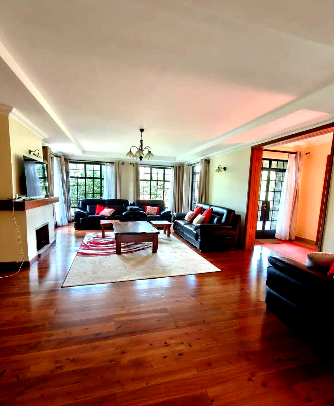 4-Ensuite Villa with Clubhouse & Lush Gardens – Karen