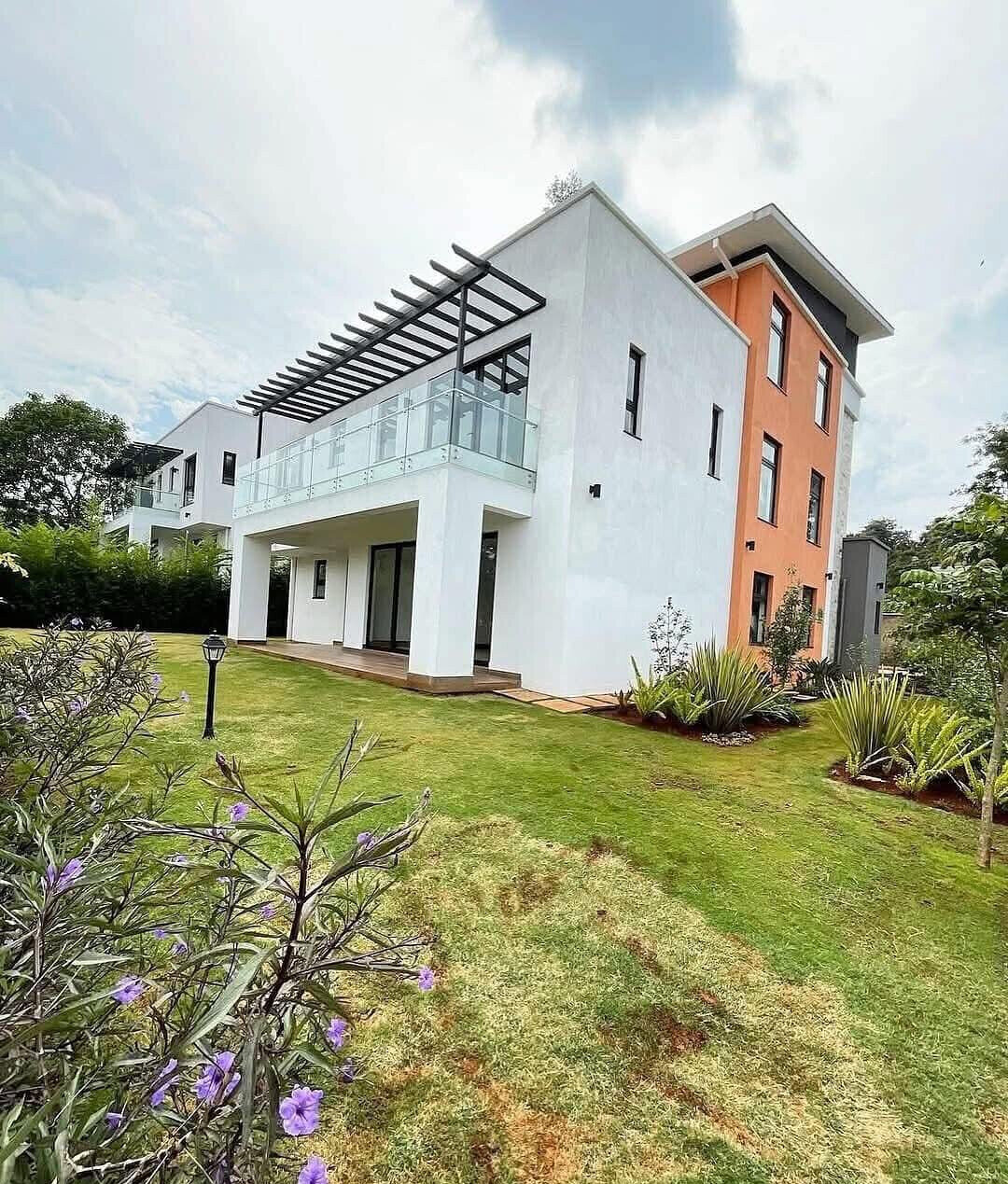 5 En-Suite Villas with Rooftop Garden & 12 Balconies - Kitisuru