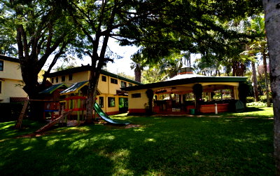 3BR Townhouse in 5-Acre Gated Estate with Heated Pool – Kyuna