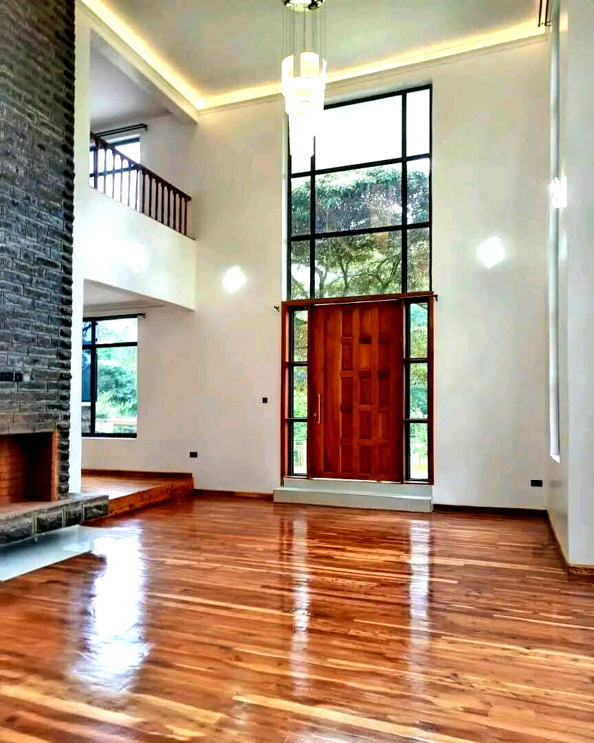 6-Ensuite Standalone Home on ½ Acre with Mature Gardens – Karen