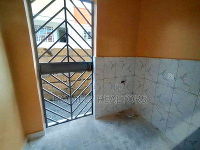 3bdrm Bungalow in Nkoroi Smith for sale - Image 4