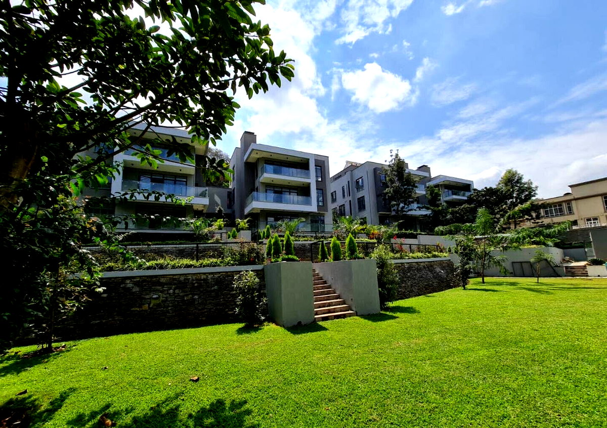 5 En-Suite Townhouse with Pool & Gym - Kitisuru