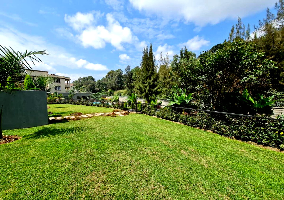 5 En-Suite Townhouse with Pool & Gym - Kitisuru