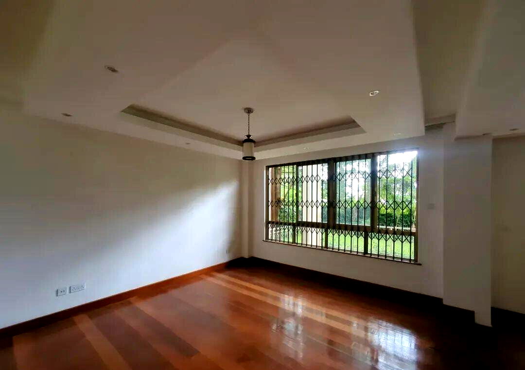 5-Ensuite Townhouse with Gym & Roof Terrace - Lavington