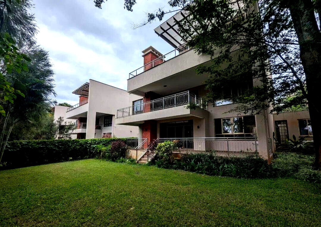 5-Ensuite Townhouse with Gym & Roof Terrace - Lavington