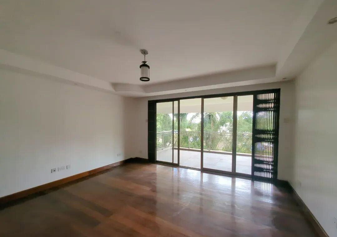 5-Ensuite Townhouse with Gym & Roof Terrace - Lavington