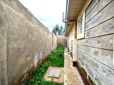 3bdrm Bungalow in Kibiku for sale - Image 8