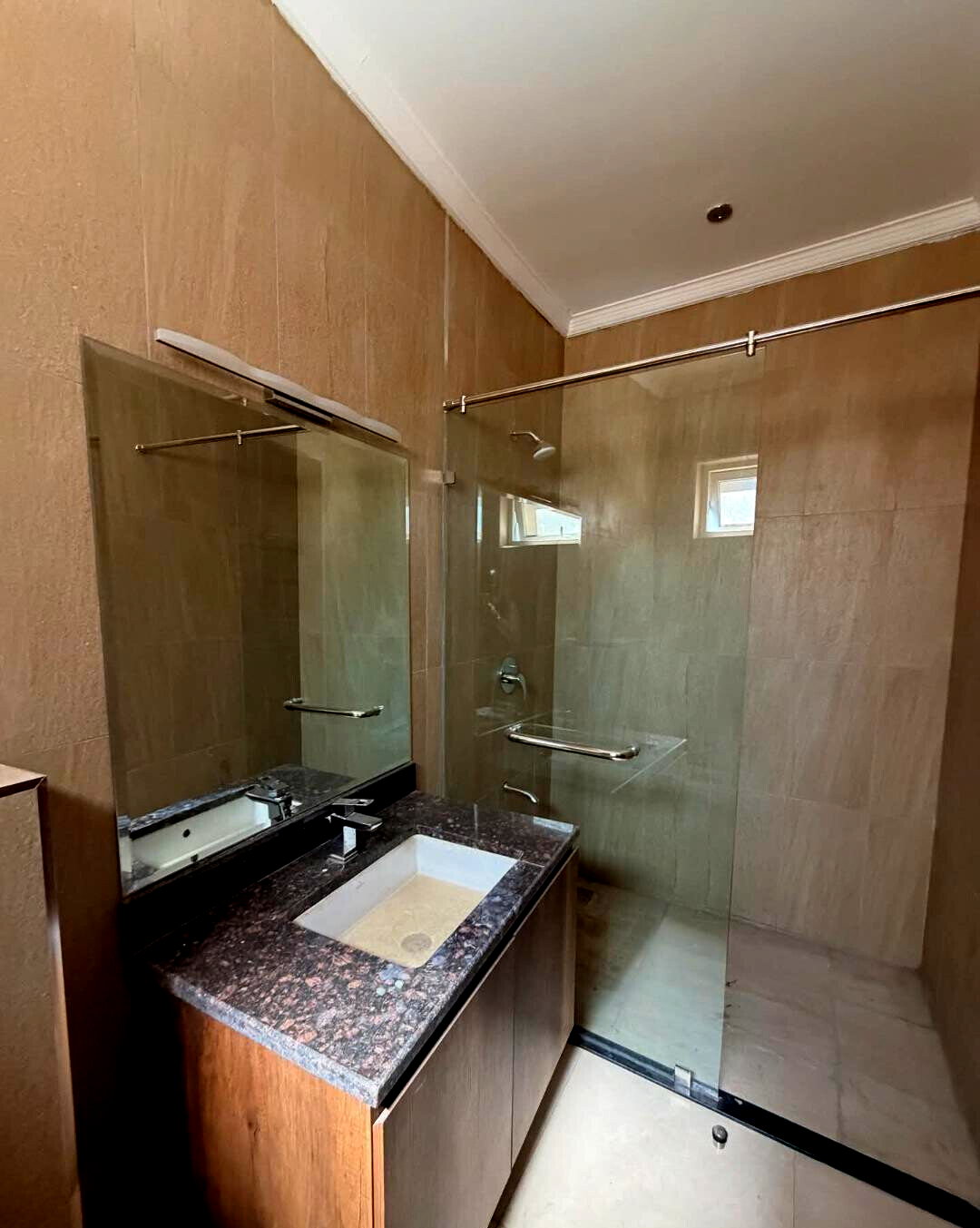 4BR Luxury Villa with Private Pool – Milimani, Opposite State House