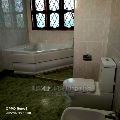 Furnished 5bdrm Maisonette in Nyali for Rent - Image 3