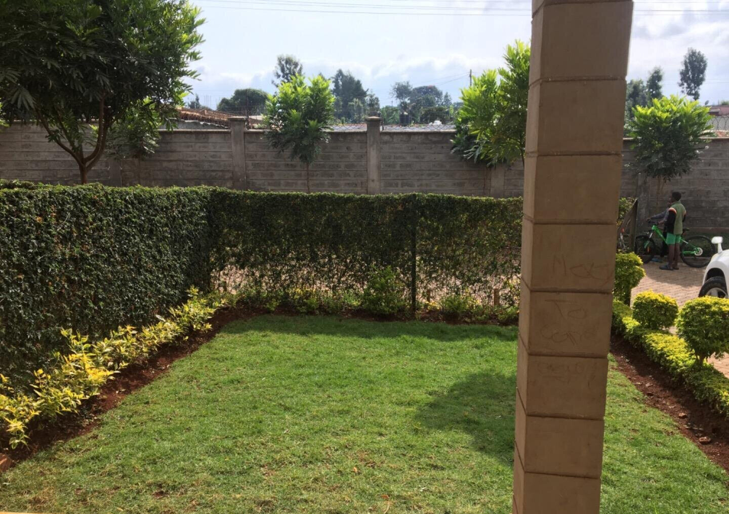 4 En-Suite Townhouse with TV Room & Pantry - Kitisuru Near ISK