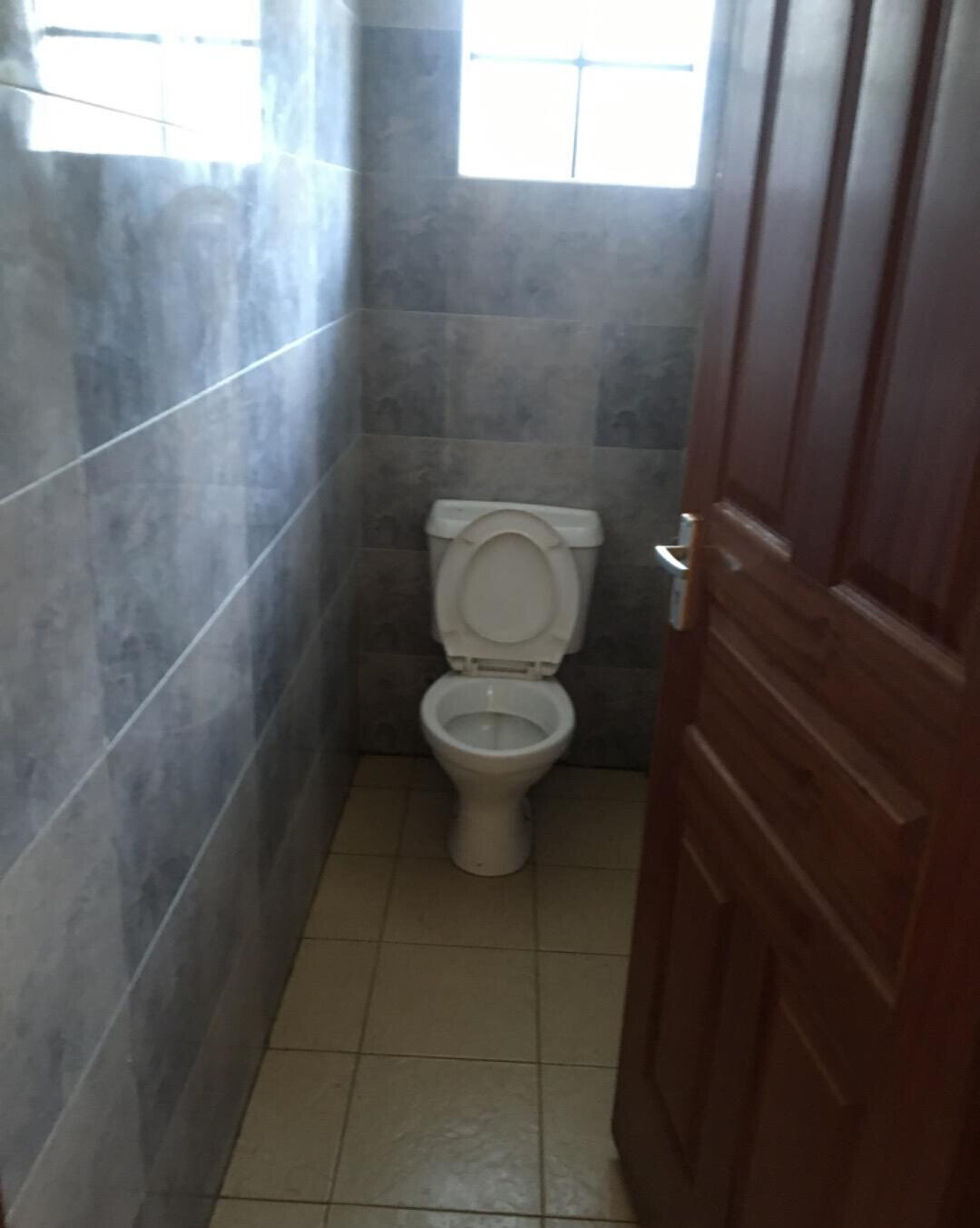 4 En-Suite Townhouse with TV Room & Pantry - Kitisuru Near ISK