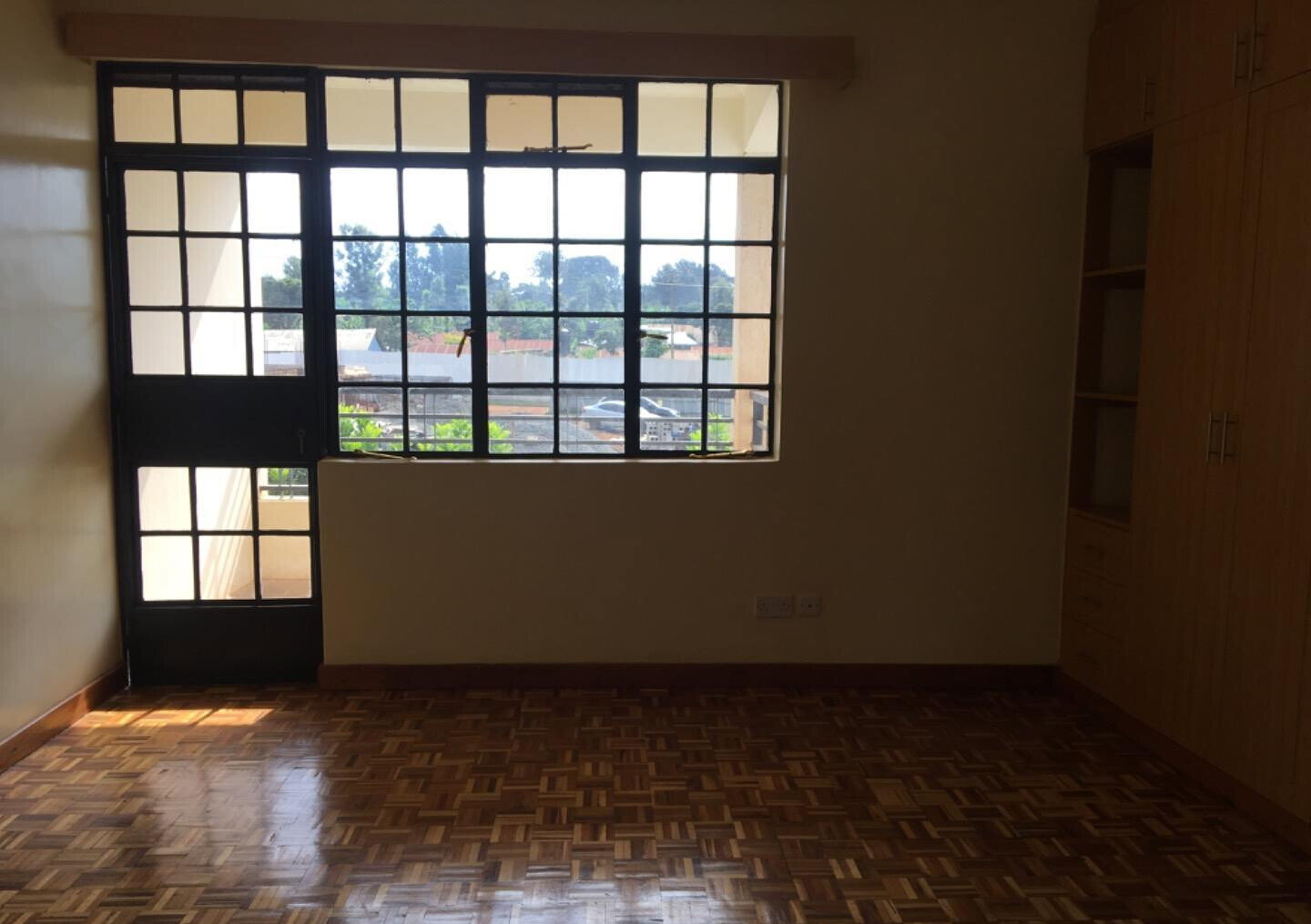 4 En-Suite Townhouse with TV Room & Pantry - Kitisuru Near ISK