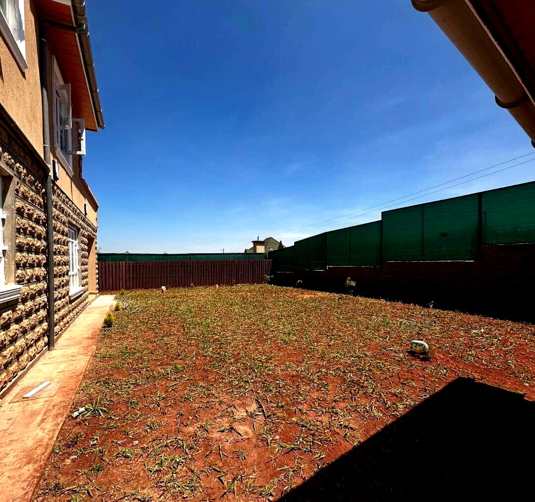 4BR All-Ensuite Villa with Fireplace & Custom Design - Kibiku