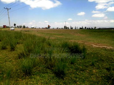 1/4 Acre Plot 2nd Row From the Nakuru-Nairobi Highway - Image 2