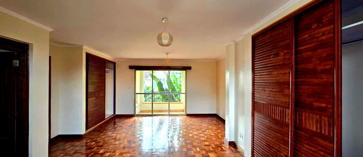 5BR Townhouse with Solar & Backup Power - Lavington