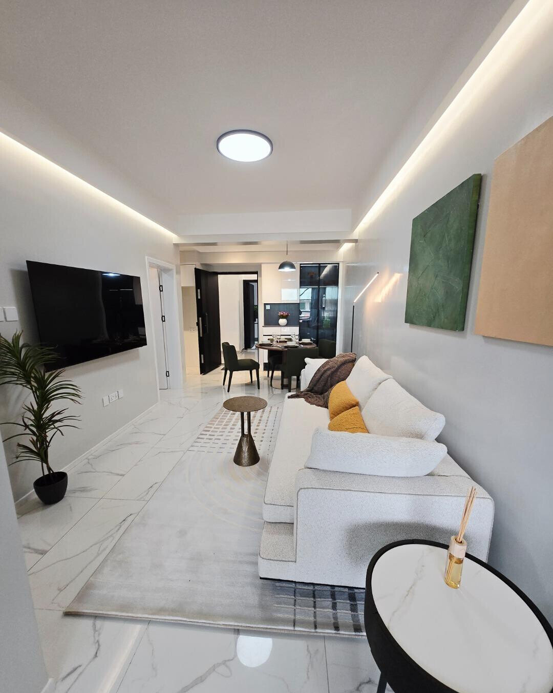 1BR Apartment with Rooftop Pool & Gym – Upperhill, Nairobi