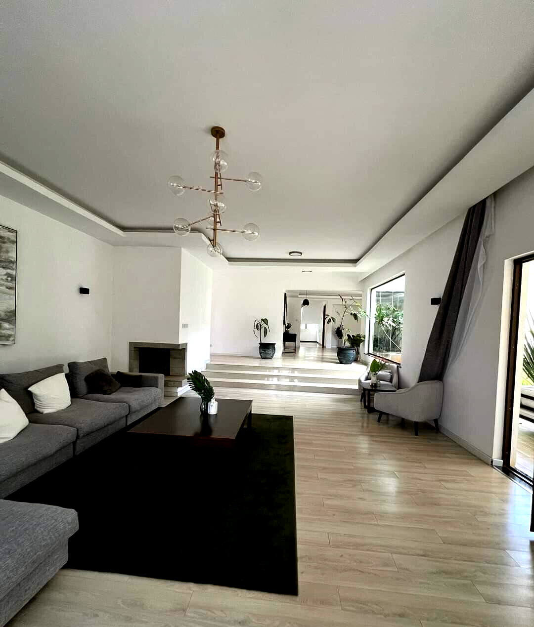 5-Ensuite Townhouse on Half-Acre with Family Room & Terrace – Karen