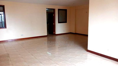 3bdrm Apartment in Parklands for rent - Image 1