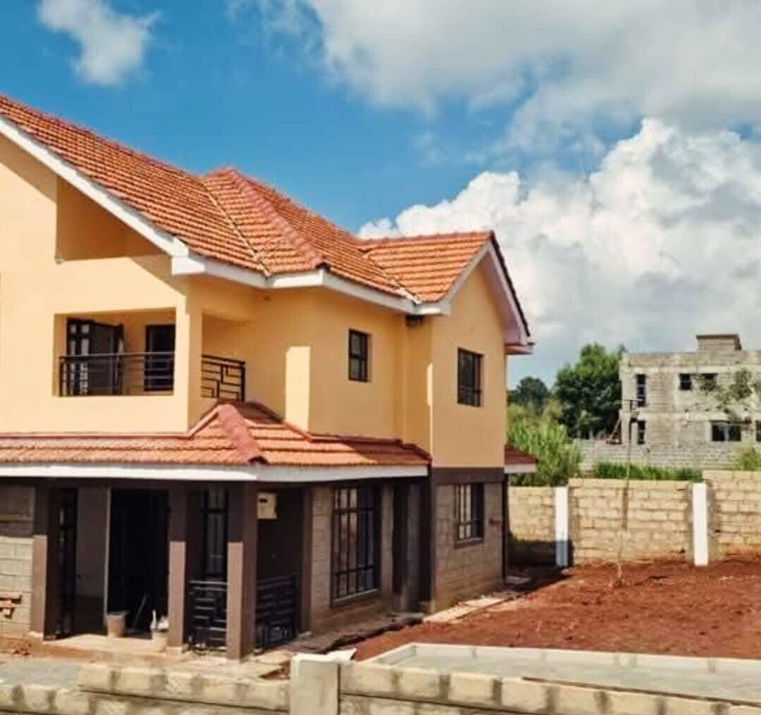 4BR All-Ensuite Mansion with DSQ & Freehold Title - Rimpa