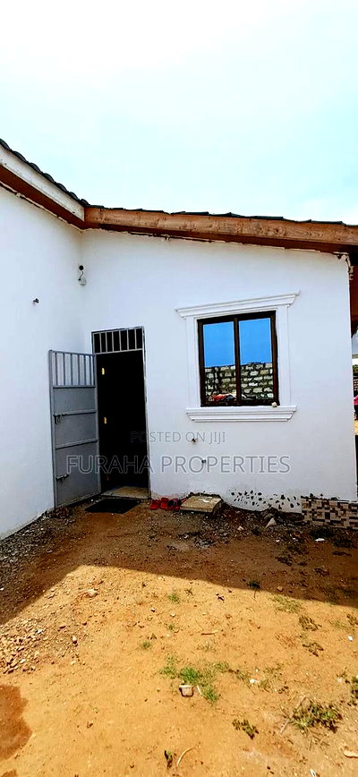 3bdrm Bungalow in Mtwapa for sale - Image 2