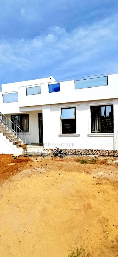 3bdrm Bungalow in Mtwapa for sale - Image 4