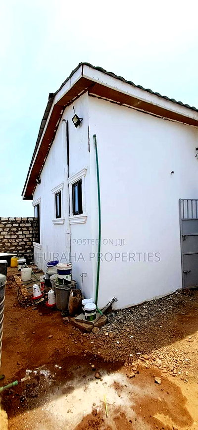 3bdrm Bungalow in Mtwapa for sale - Image 3