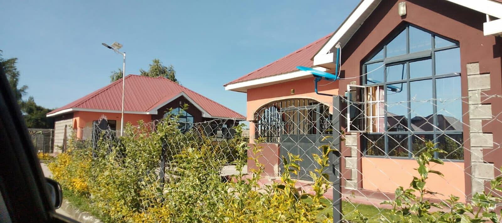 3BR Townhouse with 2 Master Ensuites & Expansive Garden - Kangundo