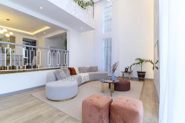 4bdrm Villa in Membly, Membley Estate for sale