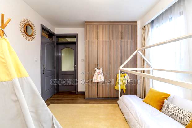 4bdrm Villa in Membly, Membley Estate for sale